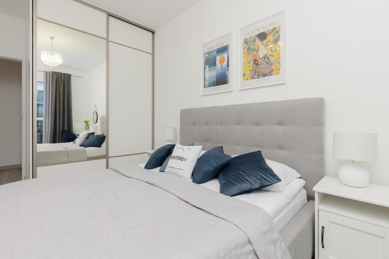 Cozy Apartment With Parking Bakalarska By Noclegi Renters Varşova Dış mekan fotoğraf