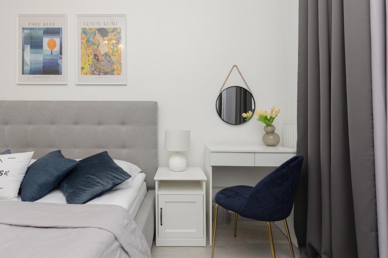 Cozy Apartment With Parking Bakalarska By Noclegi Renters Varşova Dış mekan fotoğraf